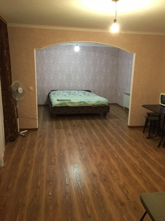 Gostievoi Dom Na Yablonevaya Hotel Pyatigorsk Ngoại thất bức ảnh